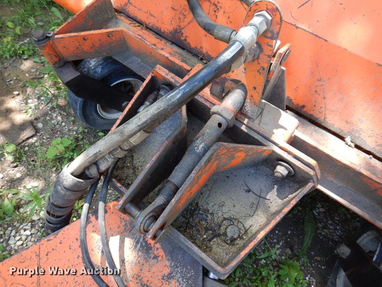 image for item MU9651 MB TKH  broom