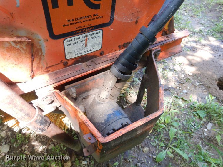 image for item MU9651 MB TKH  broom