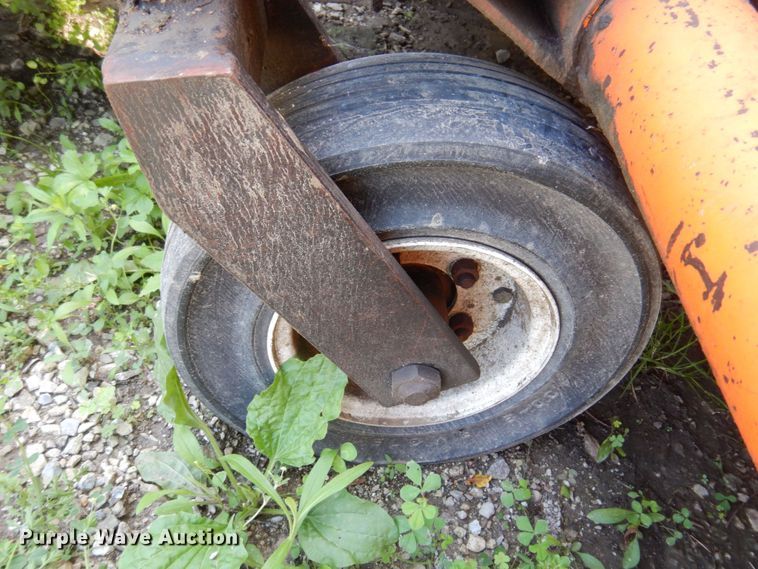 image for item MU9651 MB TKH  broom