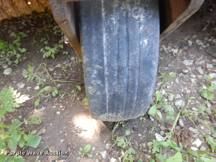 image for item MU9651 MB TKH  broom