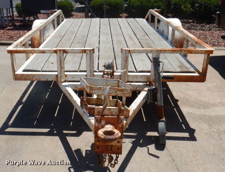 image for item MW9283 1996 Loadmaster  equipment trailer