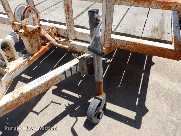 image for item MW9283 1996 Loadmaster  equipment trailer