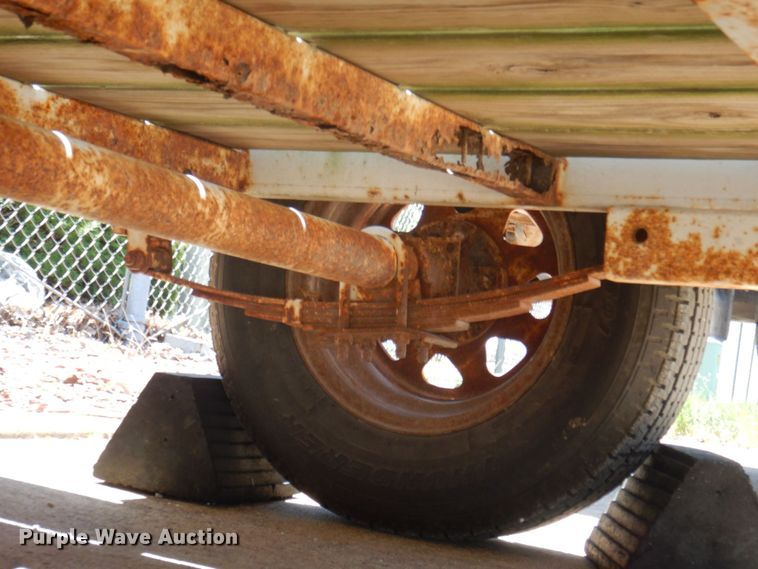 image for item MW9283 1996 Loadmaster  equipment trailer