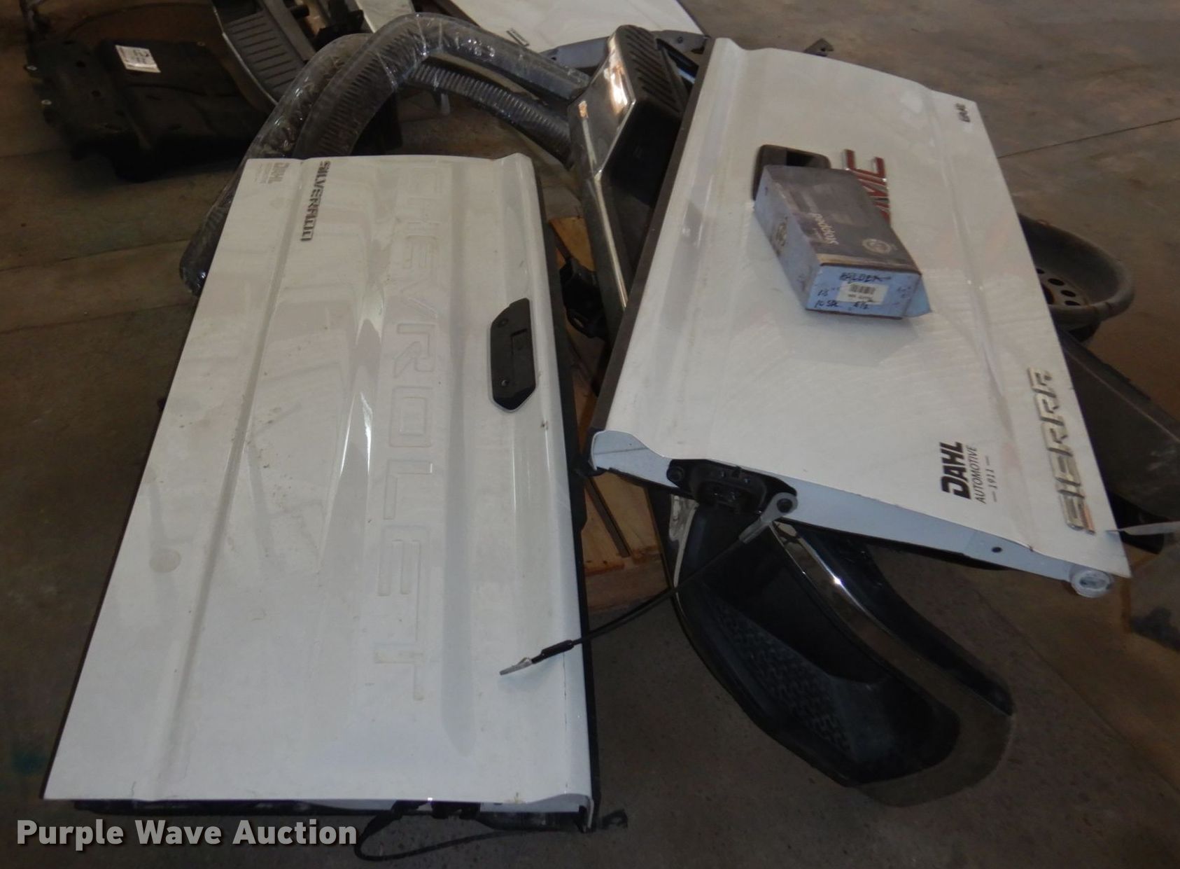 Automotive parts in Winona, MN Item DR0517 sold Purple Wave