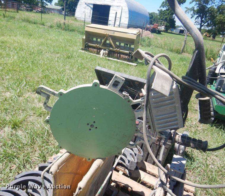 image for item DN0422 McElroy TracStar 412  pipe fusion machine