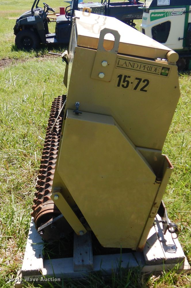image for item DN0423 Land Pride 15-72  seeder