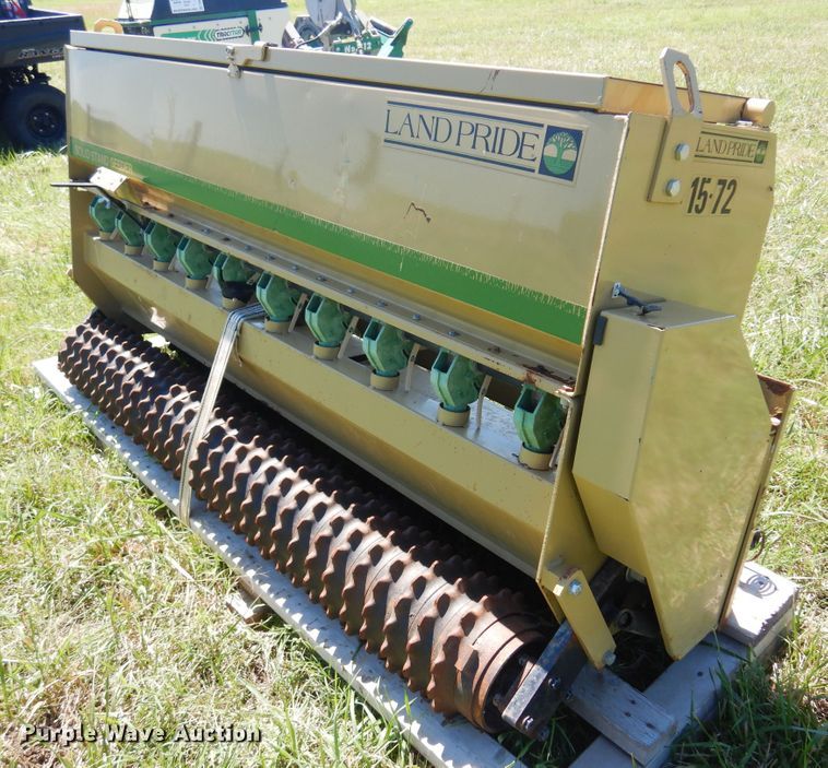 image for item DN0423 Land Pride 15-72  seeder