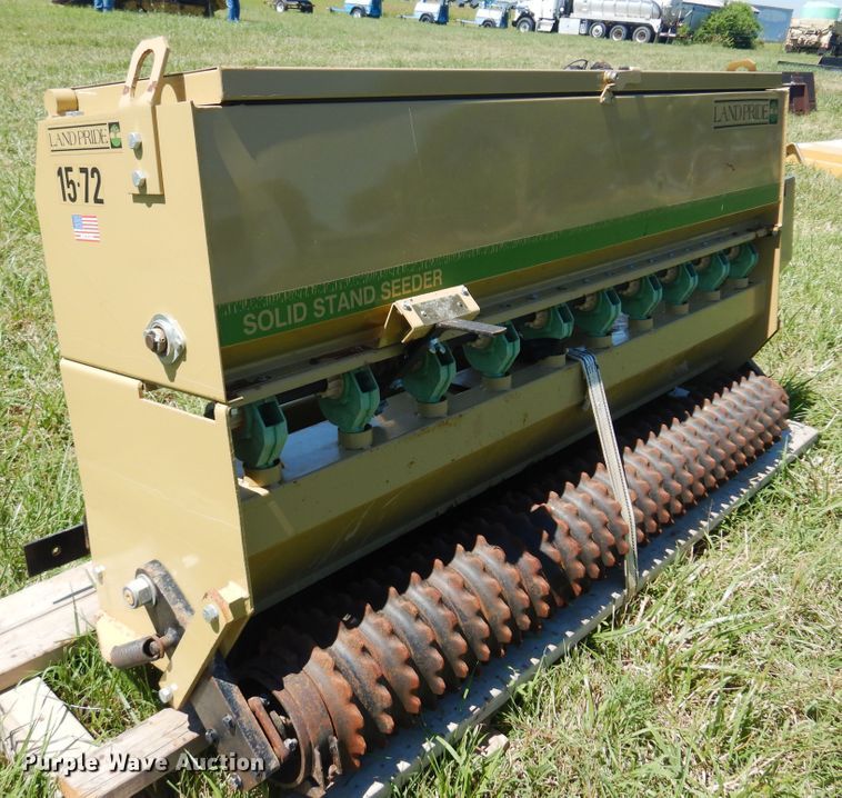 image for item DN0423 Land Pride 15-72  seeder