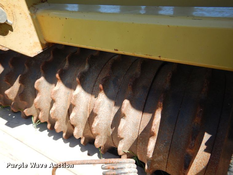 image for item DN0423 Land Pride 15-72  seeder