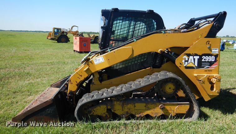 image for item DN0424 2013 Caterpillar 299D XHP  tracked skid steer loader
