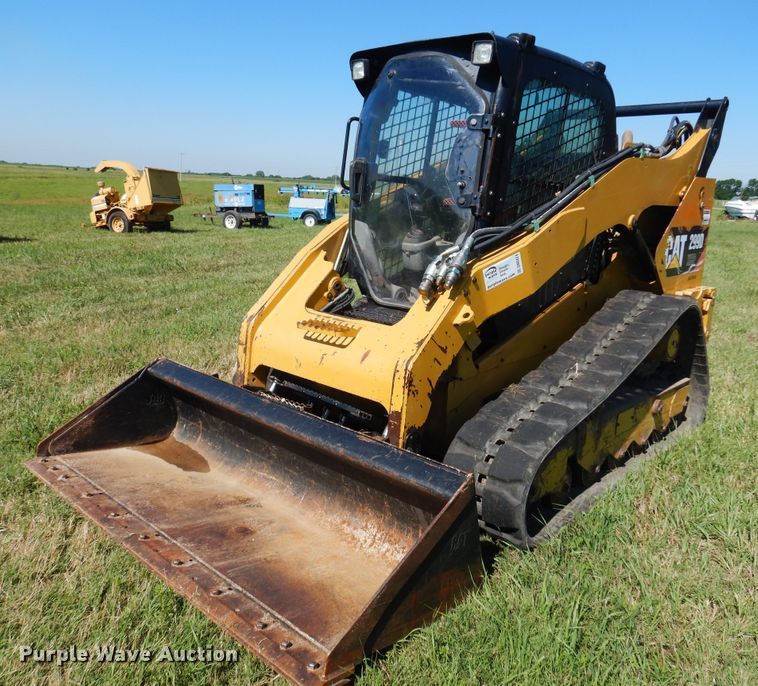 image for item DN0424 2013 Caterpillar 299D XHP  tracked skid steer loader