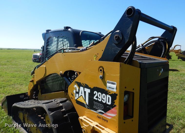 image for item DN0424 2013 Caterpillar 299D XHP  tracked skid steer loader