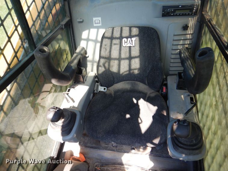 image for item DN0424 2013 Caterpillar 299D XHP  tracked skid steer loader