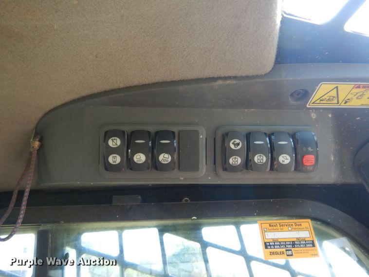 image for item DN0424 2013 Caterpillar 299D XHP  tracked skid steer loader