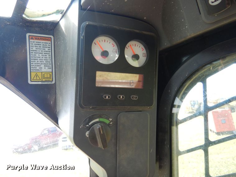 image for item DN0424 2013 Caterpillar 299D XHP  tracked skid steer loader