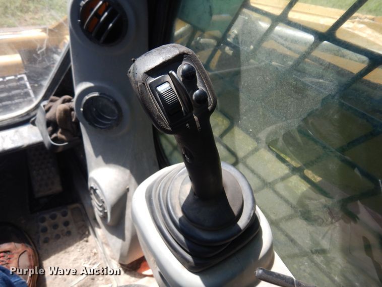 image for item DN0424 2013 Caterpillar 299D XHP  tracked skid steer loader