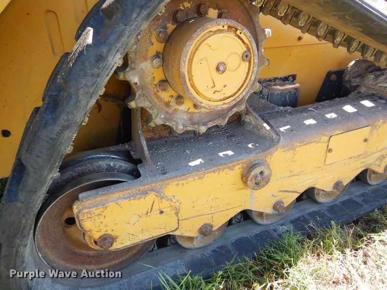 image for item DN0424 2013 Caterpillar 299D XHP  tracked skid steer loader