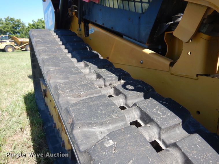 image for item DN0424 2013 Caterpillar 299D XHP  tracked skid steer loader