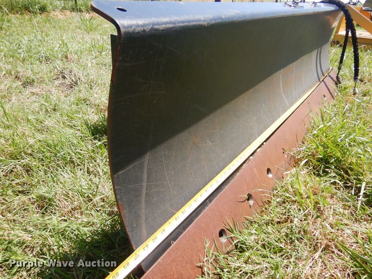 image for item DN0428 Caterpillar  84"W skid steer snow plow