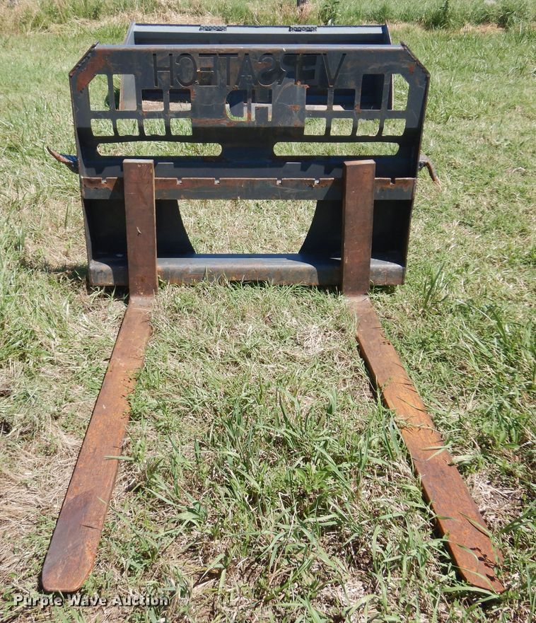 image for item DN0430 Versatech  48"L skid steer forks