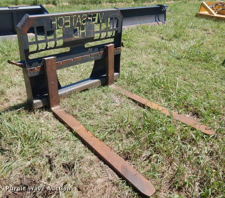 image for item DN0430 Versatech  48"L skid steer forks