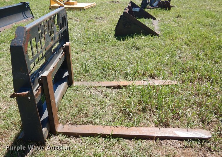 image for item DN0430 Versatech  48"L skid steer forks