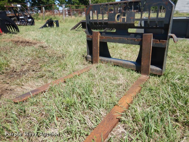 image for item DN0430 Versatech  48"L skid steer forks