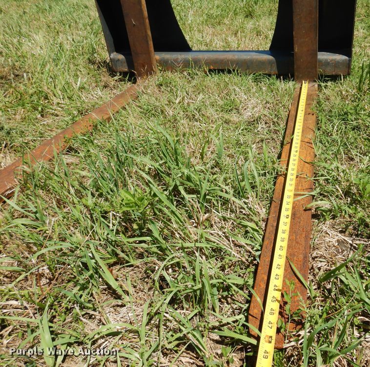 image for item DN0430 Versatech  48"L skid steer forks