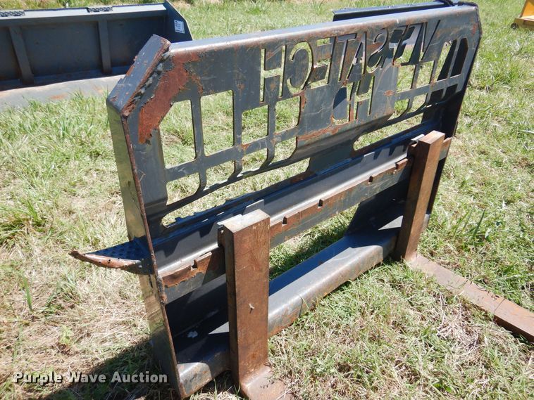 image for item DN0430 Versatech  48"L skid steer forks