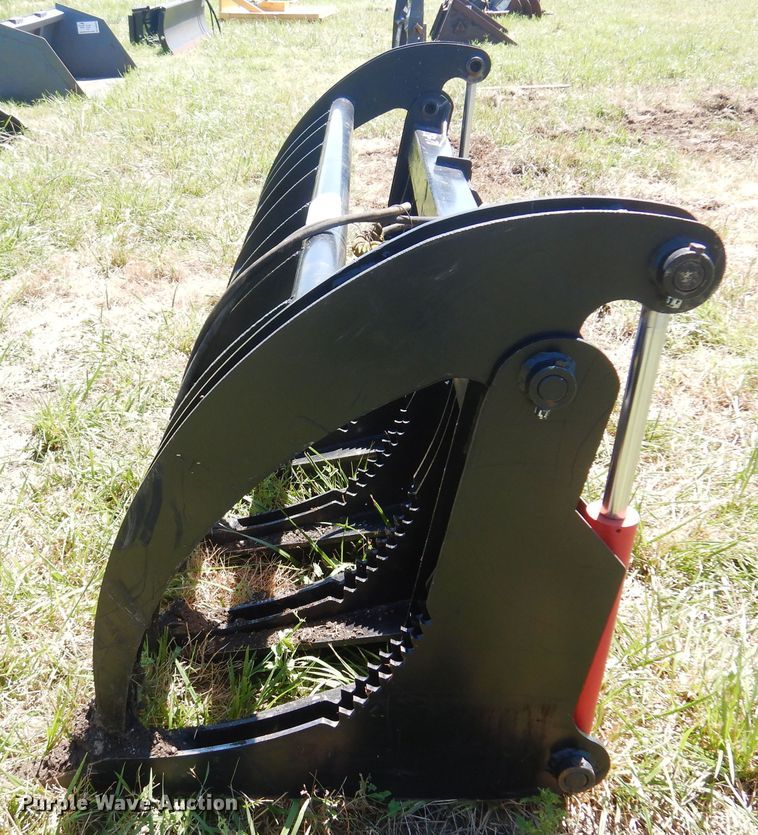 image for item DN0432 84"W skid steer grapple bucket