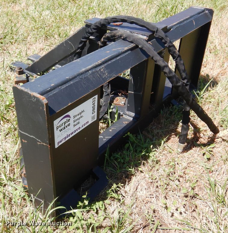 image for item DN0433 Skid steer tree puller