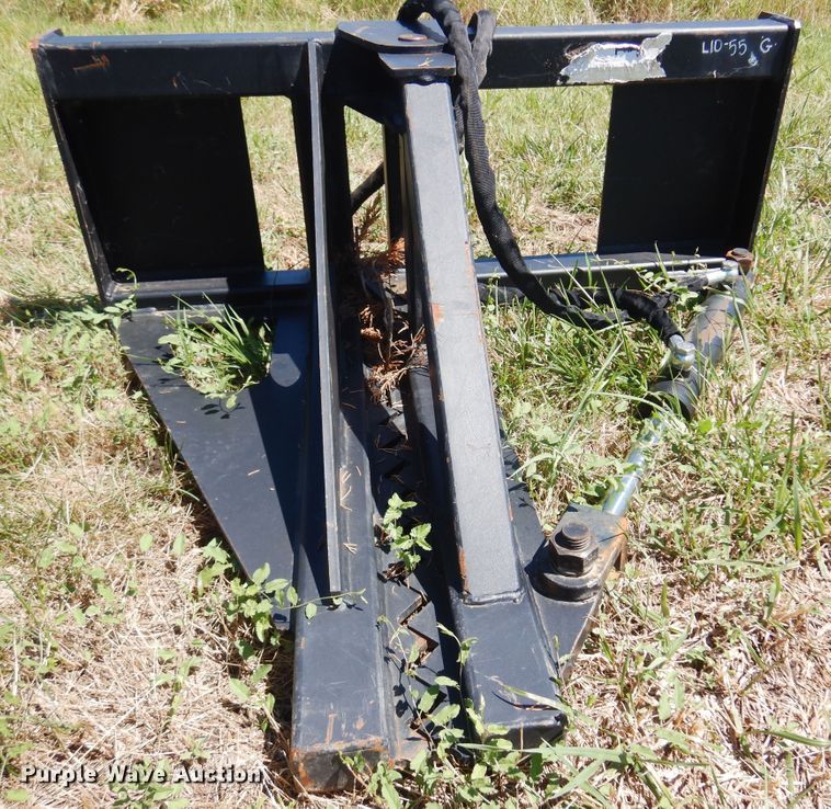 image for item DN0433 Skid steer tree puller
