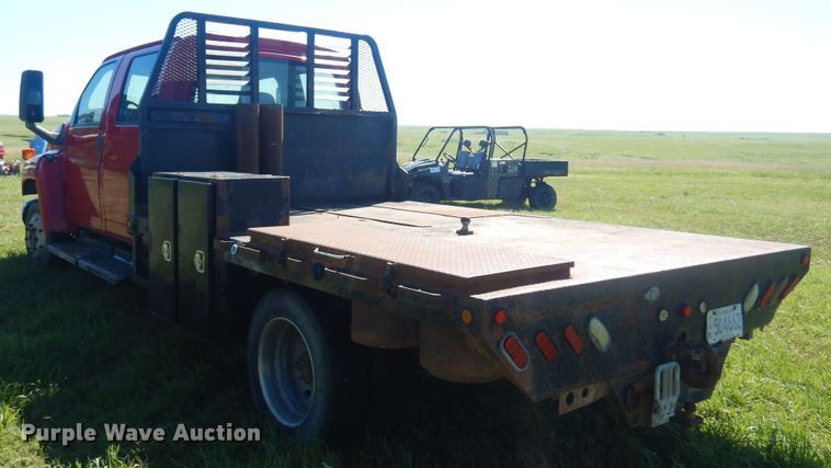 image for item DN0436 2006 GMC C4500  flatbed truck
