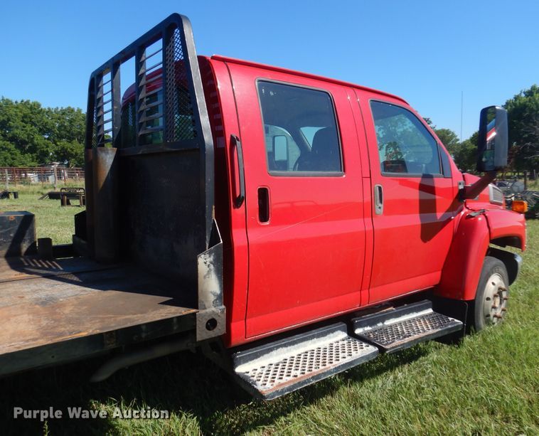 image for item DN0436 2006 GMC C4500  flatbed truck