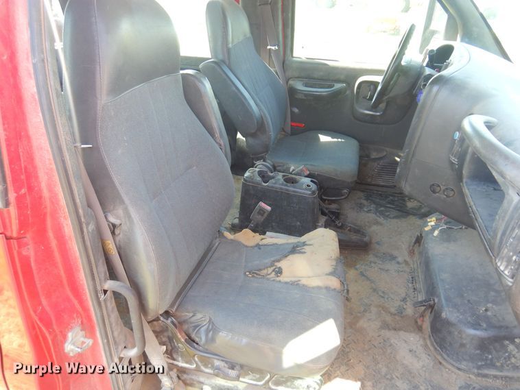 image for item DN0436 2006 GMC C4500  flatbed truck