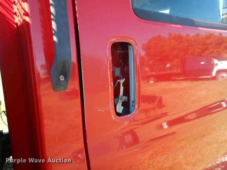 image for item DN0436 2006 GMC C4500  flatbed truck