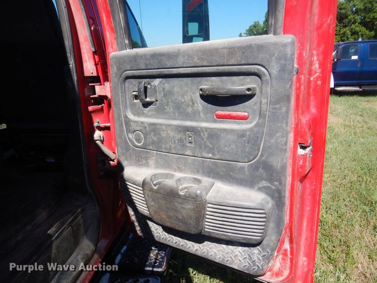 image for item DN0436 2006 GMC C4500  flatbed truck