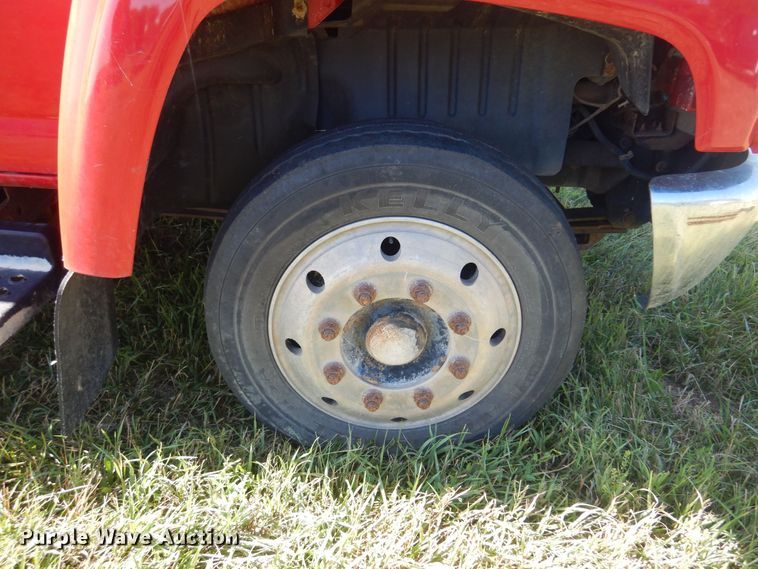 image for item DN0436 2006 GMC C4500  flatbed truck