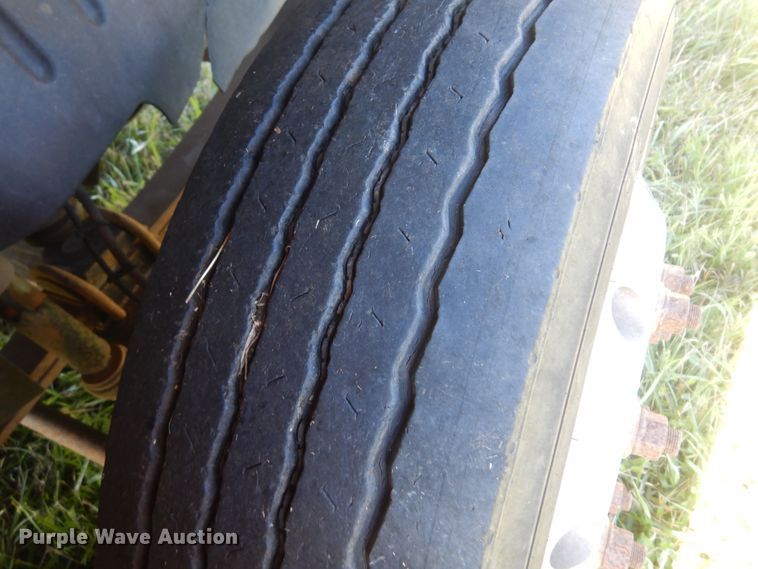 image for item DN0436 2006 GMC C4500  flatbed truck