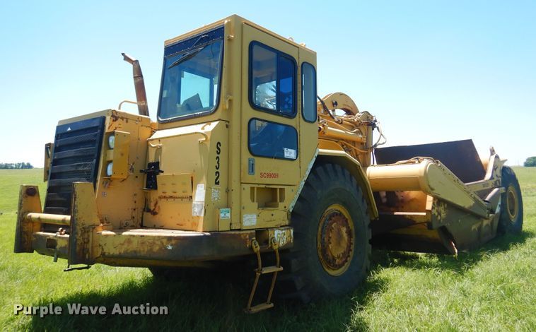 image for item DN0438 1999 Caterpillar 621F  conventional scraper