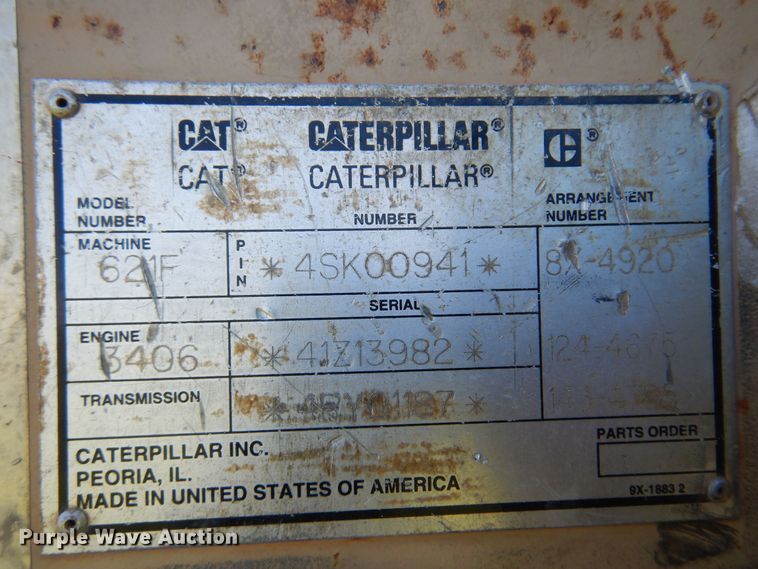 image for item DN0438 1999 Caterpillar 621F  conventional scraper