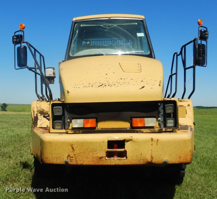 image for item DN0439 2005 Caterpillar 730  haul truck