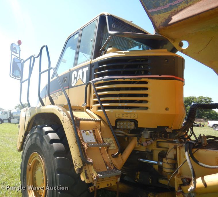 image for item DN0439 2005 Caterpillar 730  haul truck