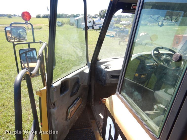 image for item DN0439 2005 Caterpillar 730  haul truck