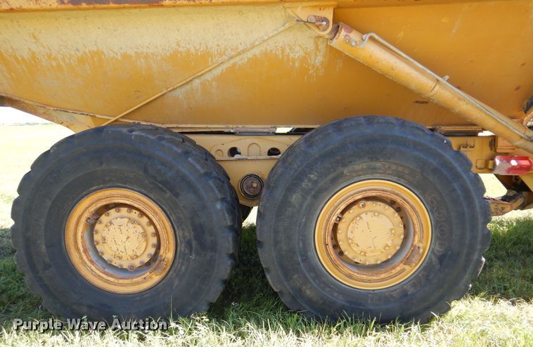 image for item DN0439 2005 Caterpillar 730  haul truck