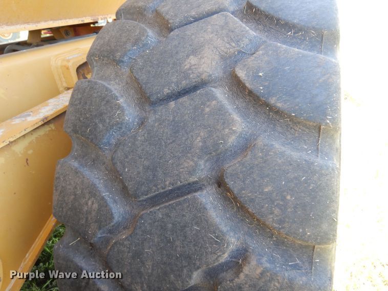 image for item DN0439 2005 Caterpillar 730  haul truck