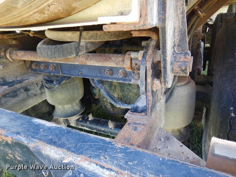 image for item DN0440 2006 Kenworth T800  vacuum truck