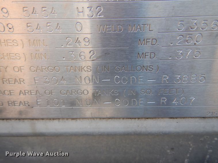 image for item DN0440 2006 Kenworth T800  vacuum truck