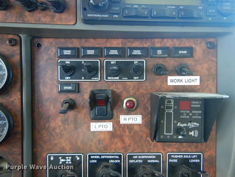 image for item DN0440 2006 Kenworth T800  vacuum truck