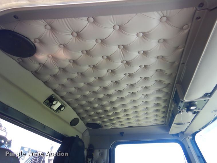 image for item DN0440 2006 Kenworth T800  vacuum truck